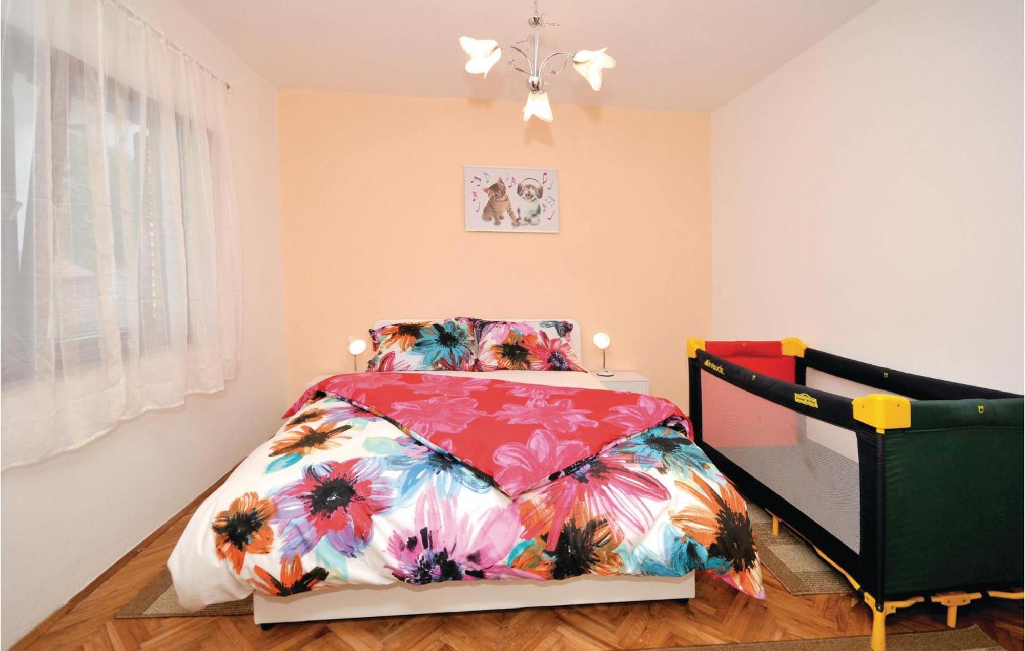 2 Bedroom Cozy Apartment In Marina Extérieur photo