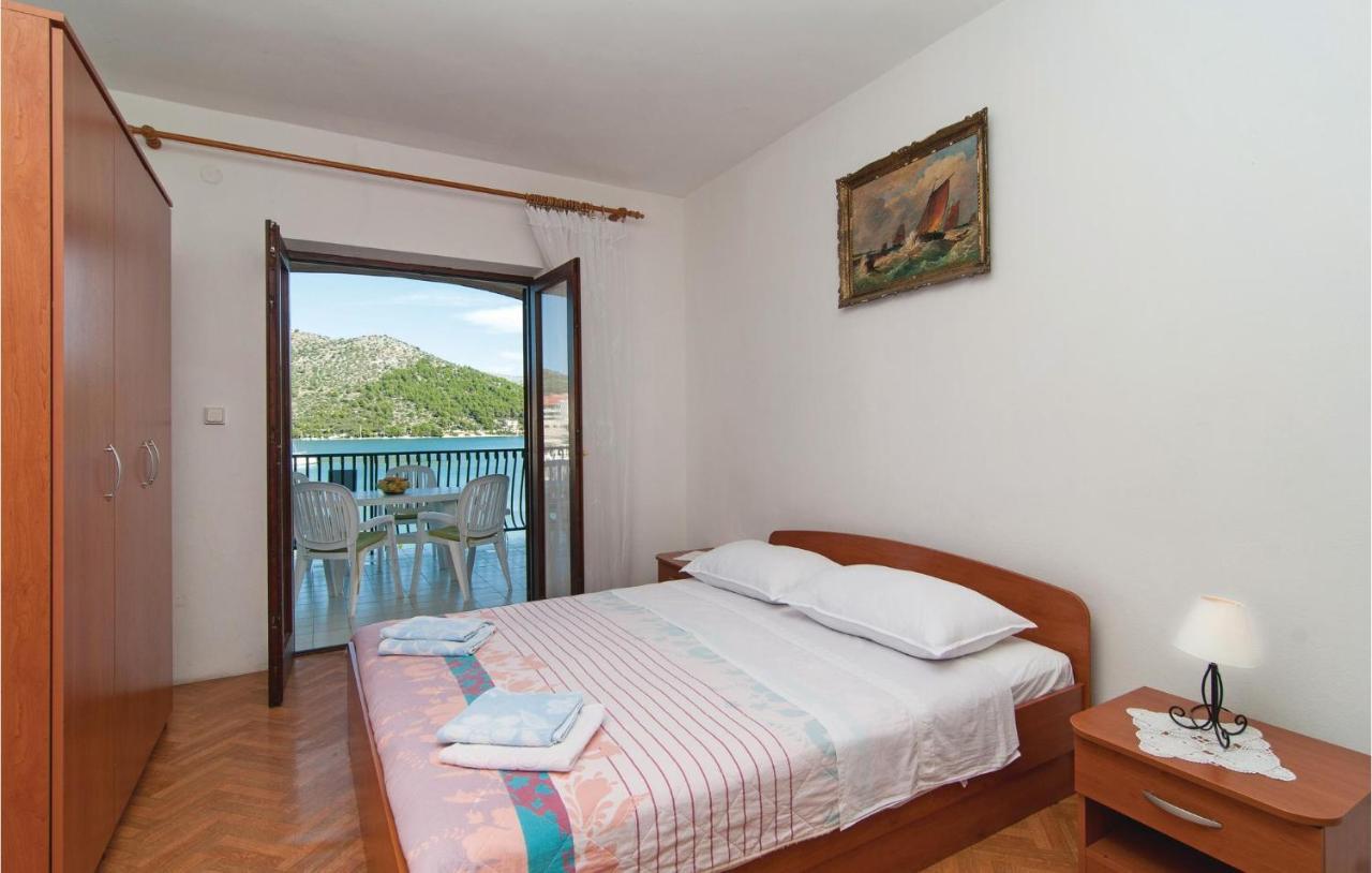 2 Bedroom Cozy Apartment In Marina Extérieur photo